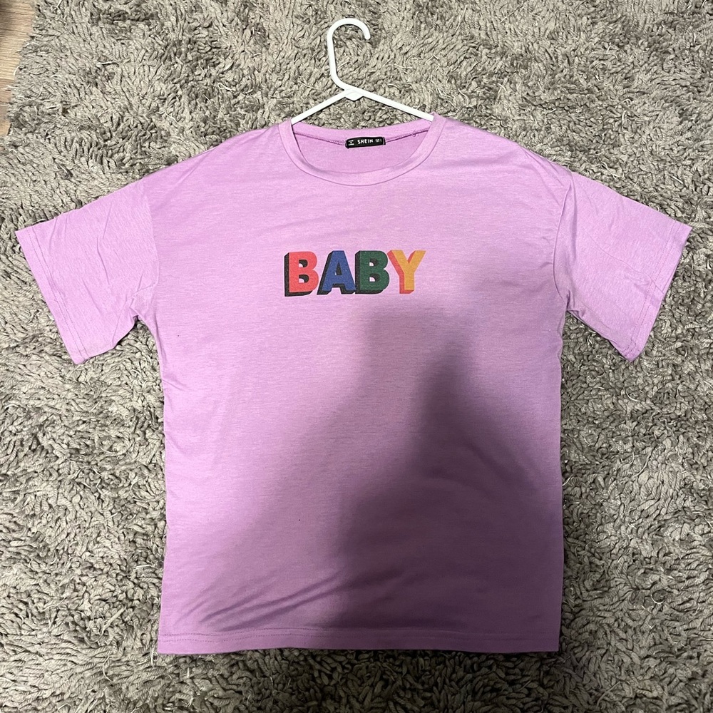 Bright colors, fits oversized and baggy